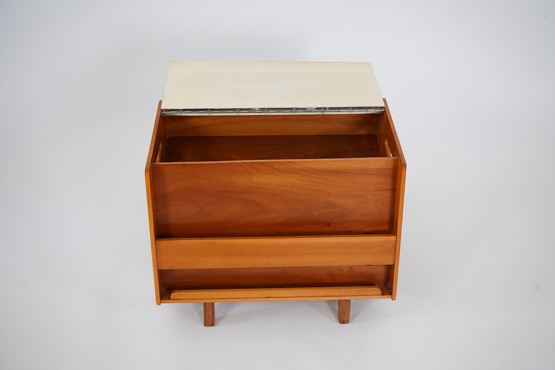 Designed by Ernest Race (1916-1964) and manufactured by John Alan Designs for Isokon: A 'Bottleship' Mark II drinks cabinet